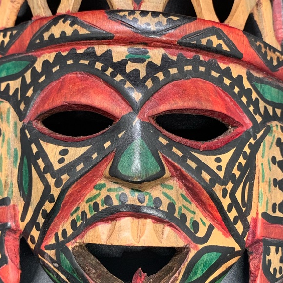 African Wooden Carved Mask with Elephants - Picture 3 of 7